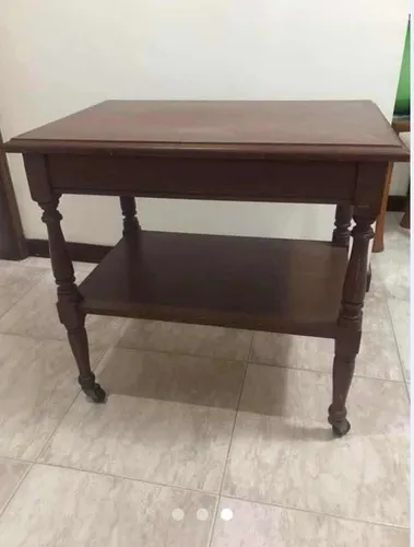 Mesa De Hervigon Para Tv (Usado)