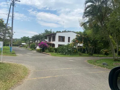 Lote y casalote en venta