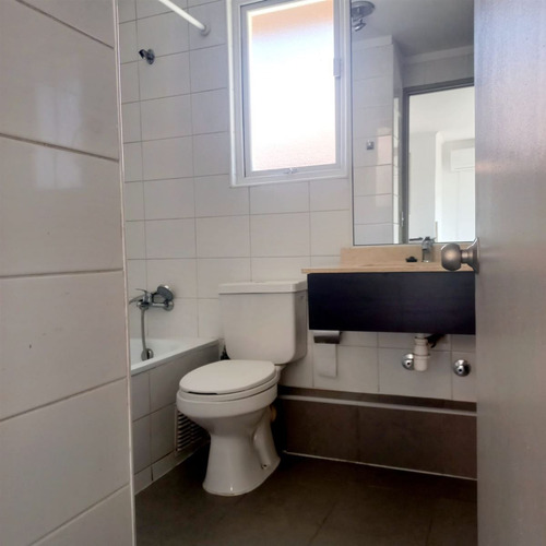 Casa En Venta De 3 Dorm. En Lampa (sin Comisión)