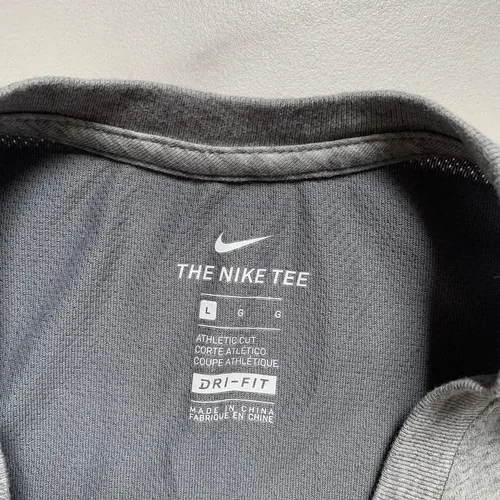 Nike tee athletic cut dri fit best sale