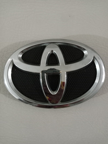 Emblema Parrilla Toyota Corolla2009 2010 2011 2012 2013 2014