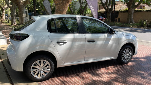 Imagen 5 de 25 de Peugeot 208 New Like 1.2