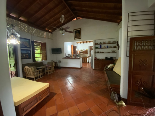 Imagen 8 de 13 de Casa Hermosa En Sopetran! Con Lote Totalmente Plano!