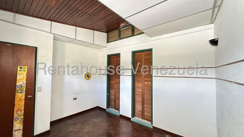 Casa En Alquiler En La Trinidad 25-13364 K.f