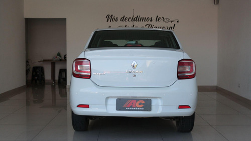 Renault Logan Auth 10