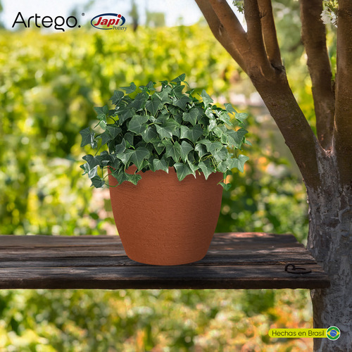 Maceta Moderna Para Exteriores Compacta De 20 Cm De Alto Cota Color Terracota De Polietileno Ultra Ligera Artego Japi Hecho En Brasil