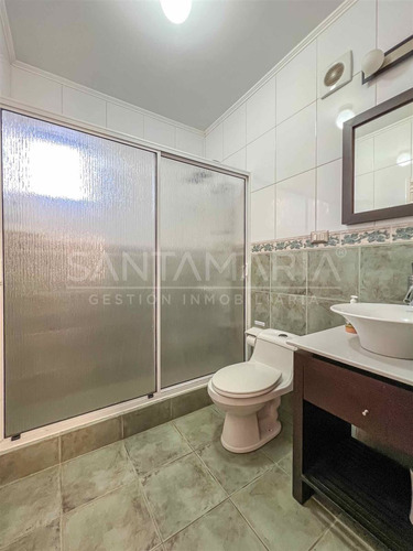Casa En Venta De 5 Dormitorios En Pingueral