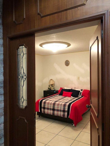 Casa En Venta En Calle De Nicolas Leon, Colonia Jardin Balbuena, Venustiano Carranza