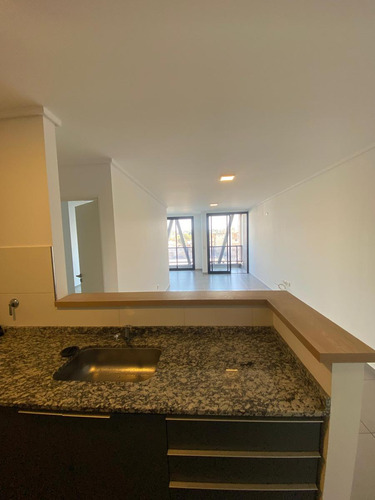 Alquiler| Departamento 1 Dorm. Con Balcón Y Pileta En Nueva Córdoba