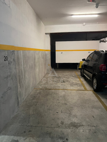 Imagen 13 de 13 de Oportunidad De Negocio! Apartamento En Venta Sobre Avenida Libertador, Aguada, 2 Dormitorios Con Garaje Doble