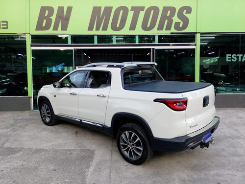 Fiat Toro 2.0 16V TURBO DIESEL VOLCANO 4WD AT9