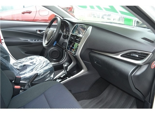 Imagem 10 de 14 de Toyota Yaris 1.5 16v Flex Sedan Xl Plus Connect Multidrive