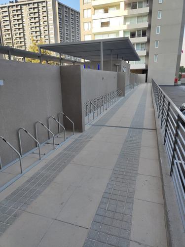 Arriendo Departamento 1 D 1 B Bod Y Terraza Semi Amoblado