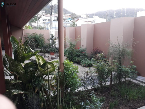 Ótima Casa Mobiliada Com 02 Dormitórios Em Itajaí! - Ca00379 - 68306270