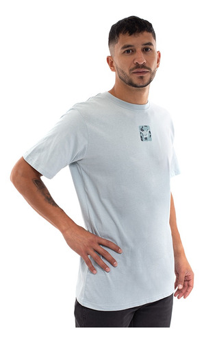 Imagen 2 de 7 de Polera Manga Corta Hombre Hang Loose Keep Surfing Celeste