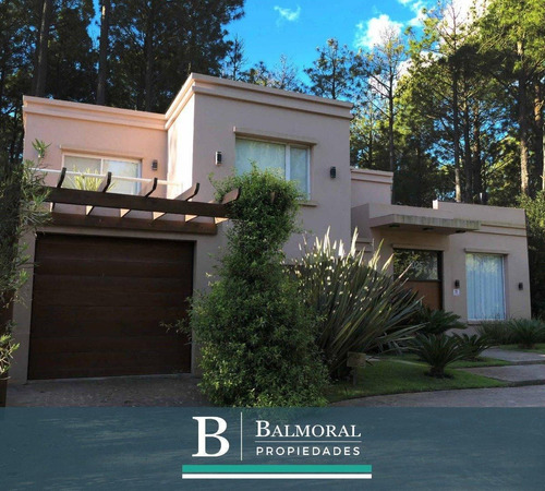 Casa En Venta - Zona Pinamar Norte / Ref: 8945