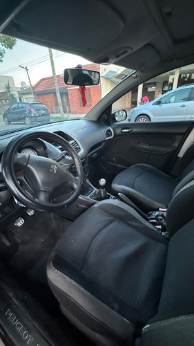 Peugeot 207 1.6 feline compact 5 puertas