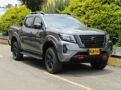 Nissan Frontier 2.5 Pro4X 4X4 At