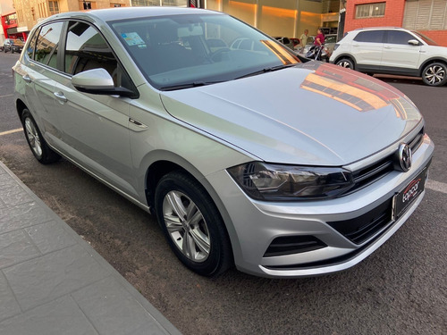 Imagem 2 de 16 de Volkswagem Polo