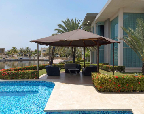 Casa En Las Villas Lechería