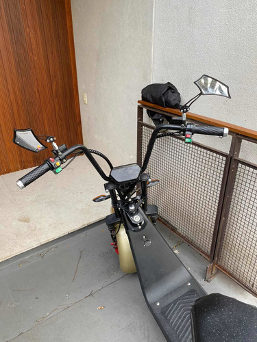 Imagem 8 de 9 de Scooter Eletrica