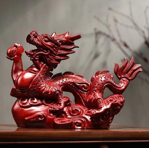 Figura De Dragón Chino Tallada En Madera Estilo Fengshui Color Rojo