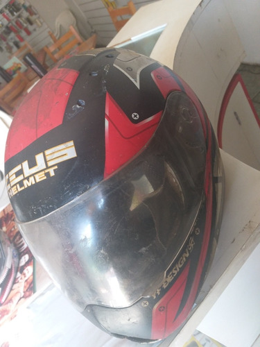 Capacete