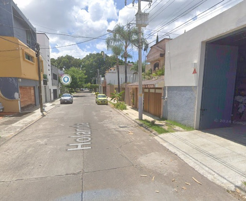 Remate!!!...invierte Y Obten Ganancias. Casa Adjudicada En Holanda 110, Los Laureles, Zamora De Hidalgo, Los Laureles, Zamora, Michoacán