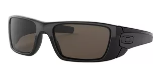 Anteojos de sol Oakley Fuel Cell Standard con marco de o matter color polished black, lente warm grey de plutonite clásica, varilla polished black de o matter - OO9096