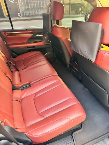 Lexus LX 5.7 570