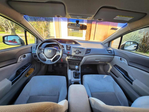 Honda Civic 1.8 Lxs Mt