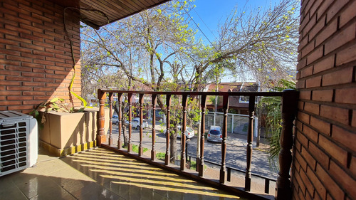 Casa Chalet En Venta 6 Amb Con Patio Y Pileta Olivos Golf