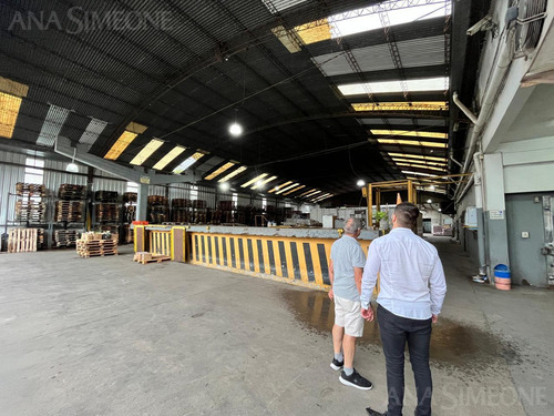 Nave Industrial - Venta - Los Hornos La Plata