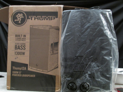 Bafle Amplificado Mackie De 12  Thump12a