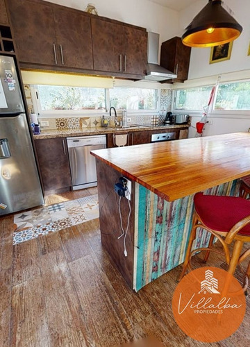 Imagen 10 de 30 de Casa En Venta En La Zona De Pinares