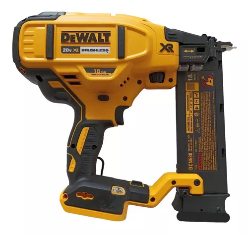 Kit de clavadora inalámbrica DeWalt calibre 18 DCN680D1, no mas  compresores! 