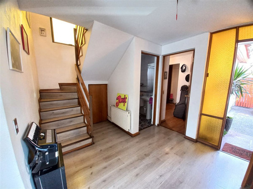 Condominio, Casa En Venta De 4 Dorm. En La Reina