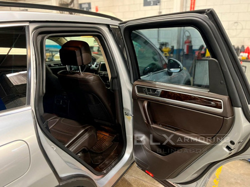 Volkswagen Touareg 3.6 V6 Tiptronic Climatronic 4x4 At