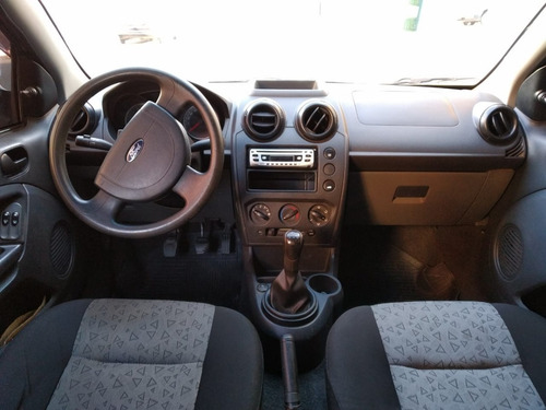 Imagem 18 de 18 de Ford Fiesta Sedan 2011 Carro Ideal Para Família!!!