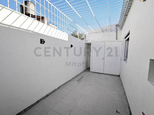 Imagen 12 de 12 de Ph De 1 Dormitorio Con Patio En Venta En La Plata