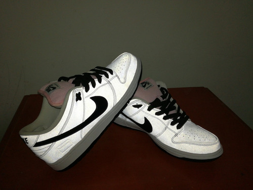 Imagen 4 de 6 de Nike Sb Pink Box Talla 10 Us