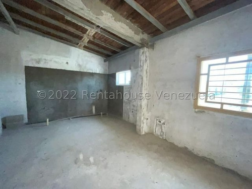 Imagen 21 de 27 de Townhouse En Venta Conj Resid Karol Home Ii, Prolongación Av. Aragua 23-12730 Hc