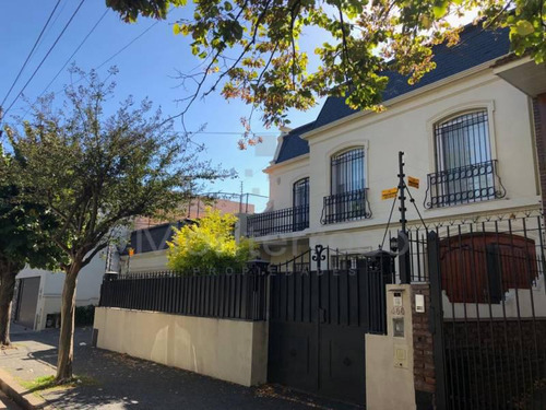 Excelente Casa 4 Ambientes En Venta En Quilmes Centro 