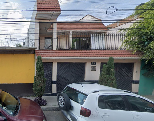 Casa Muy Bionta En Venta Por Remate Bancario En Azcapotzalco