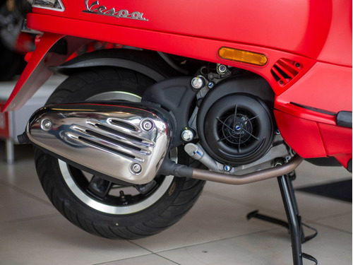Vespa Sxl 150 - Roja