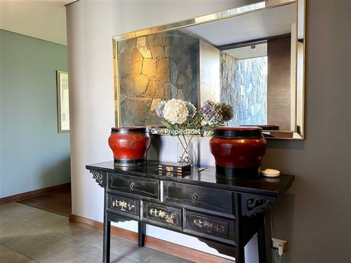 Imagen 3 de 30 de Casa Venta 5d 5b. 5 Estac. Oriente. Condominio. Lo Barnechea