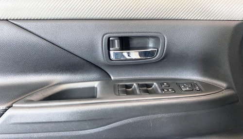 Imagem 8 de 15 de 142095 - Mitsubishi Outlander 2014 Com Garantia