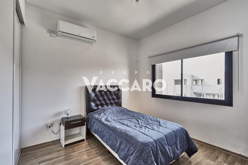 Imagen 22 de 30 de Casa Venta - Maria Eugenia Residences