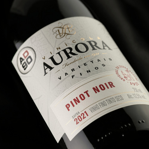 Kit 6 Un Vinho Aurora Varietal Pinot Noir 750 Ml