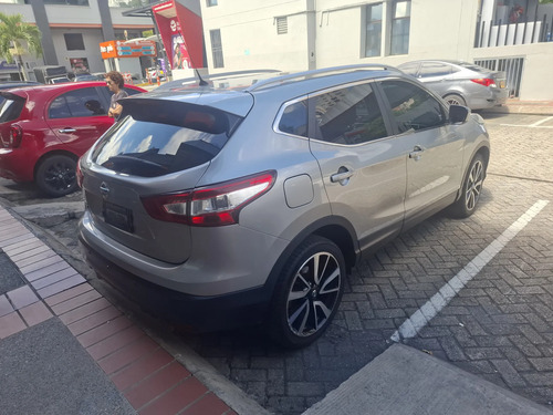 Nissan Qashqai 2.0l 4wd +2 4x4